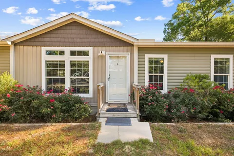 $378,000 | 748 Phillips Drive, Freeport, FL 32439