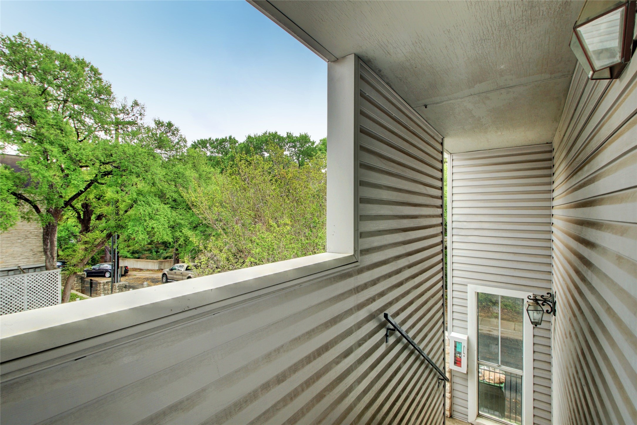 2520 Quarry Road, Unit 201 Austin, TX 78703 - Photo 23 of 30 Gallery Image 23