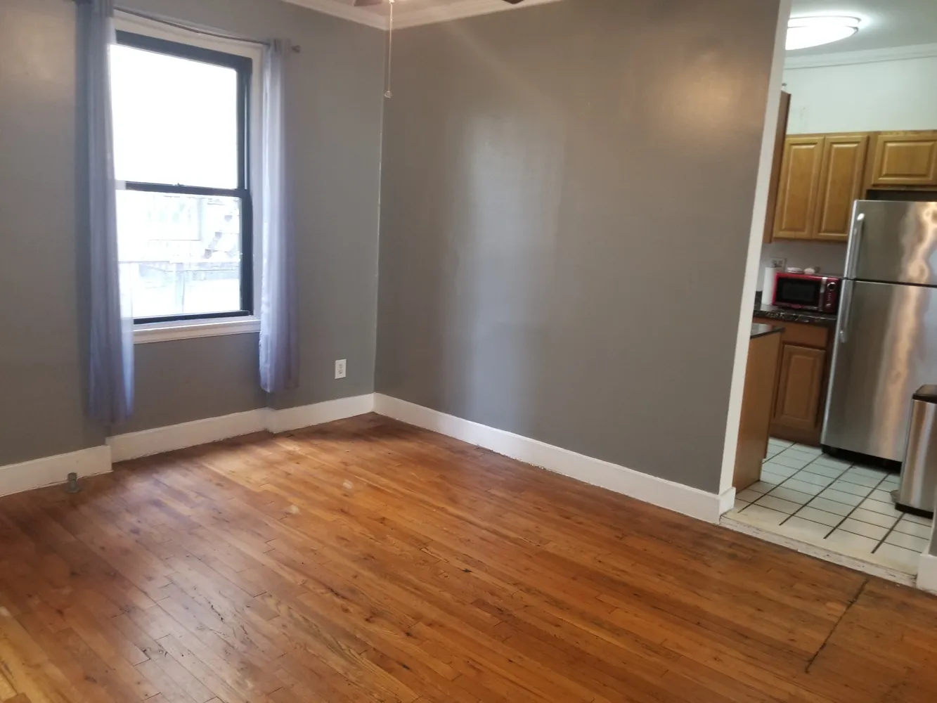 $2,750 | 21-57 33rd Street, Unit 3H | Astoria