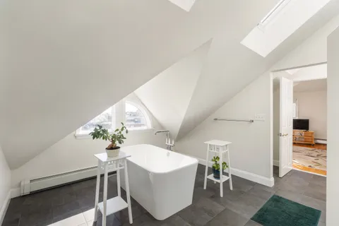 $2,595,000 | 10 Redstone Lane, Marblehead, MA 01945