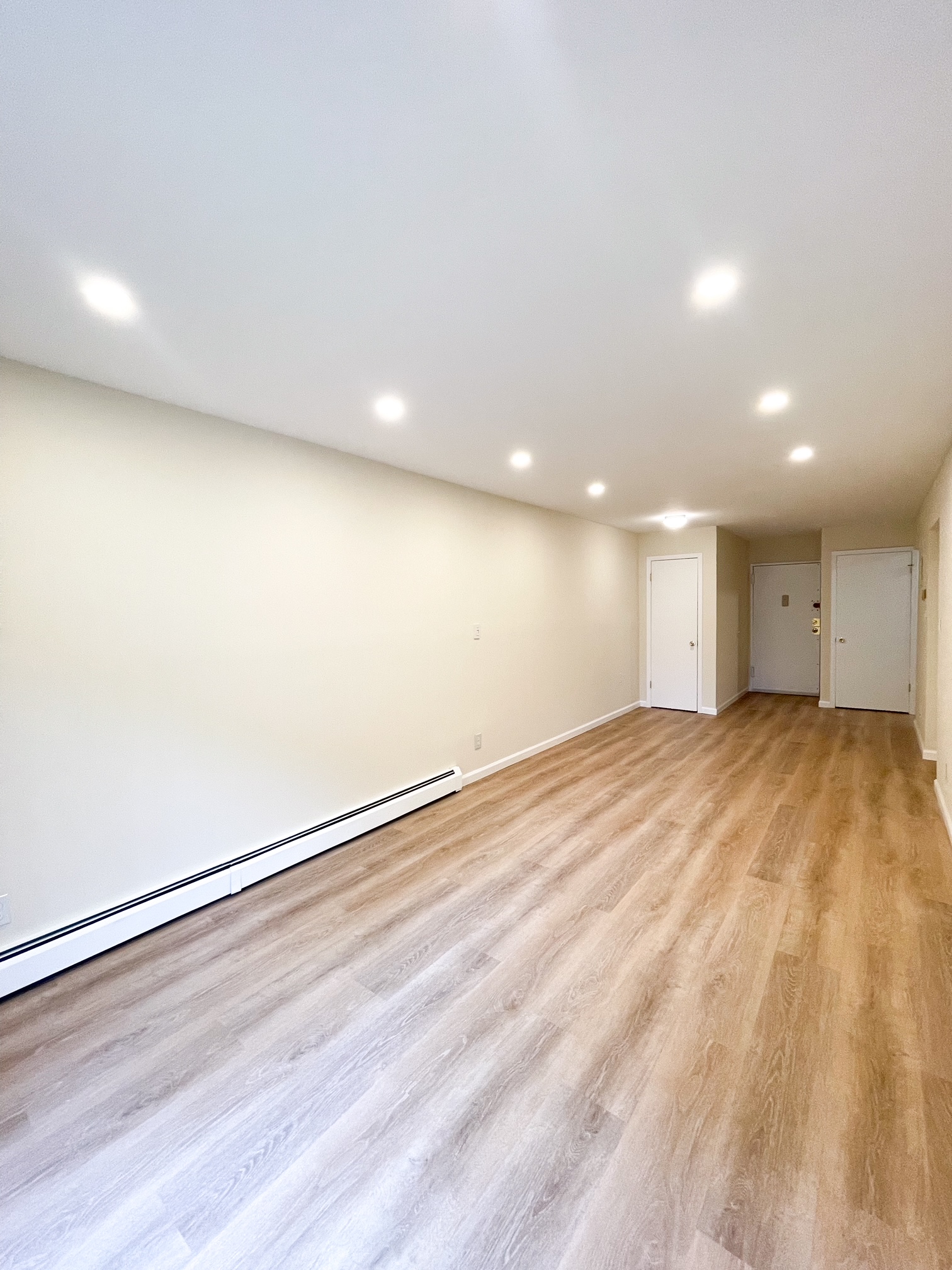 219-08 64th Avenue, Unit L Queens, NY 11364 - Photo 2 of 7