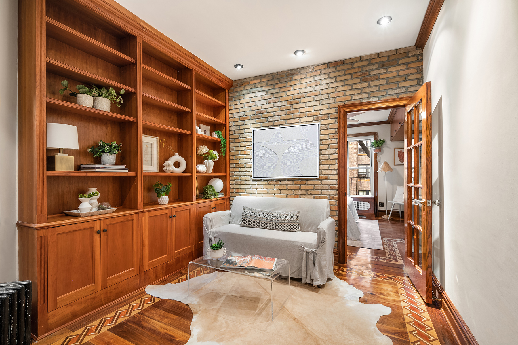 326 East 73rd St Unit 4C  