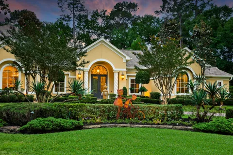 Contact Agent | North Gary Glen Circle, The Woodlands, TX 77382
