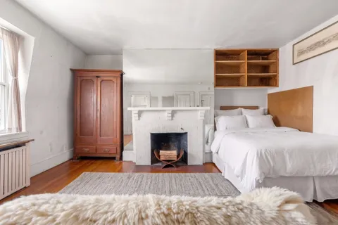 $459,000 | 8 Brimmer Street, Unit 5B, Boston, MA 02108