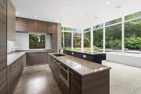 Contact Agent | 5515 Center Street, Chevy Chase, MD 20815