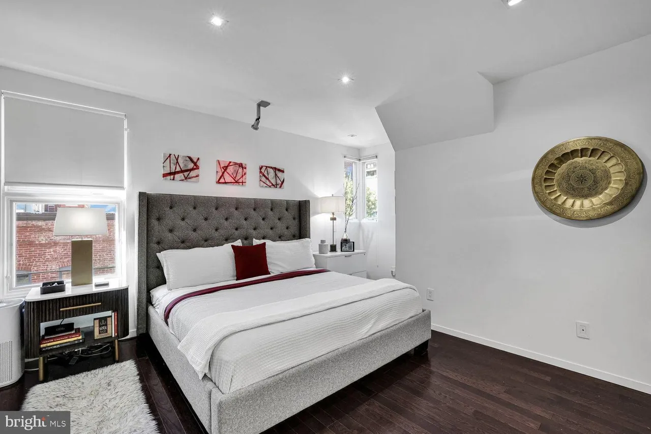 1630 19th Street Northwest Washington, DC 20009 - Photo 18 of 44