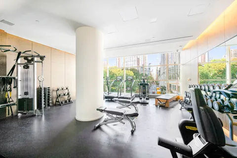$10,500,000 | 23 East 22nd Street, Unit TH2 | Flatiron