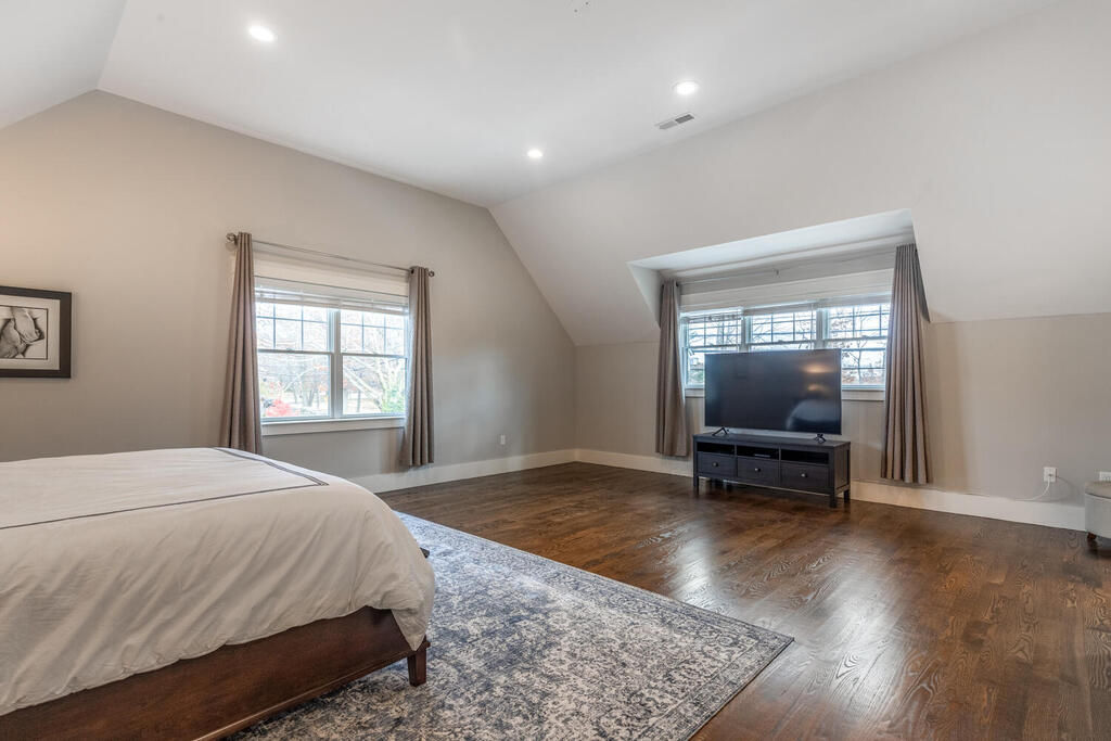 64 Valley View Road Waltham, MA 02452 - Photo 27 of 49