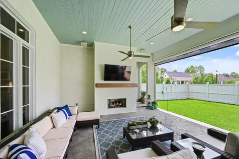 $785,000 | 14652 St Henry Street, Baton Rouge, LA 70820