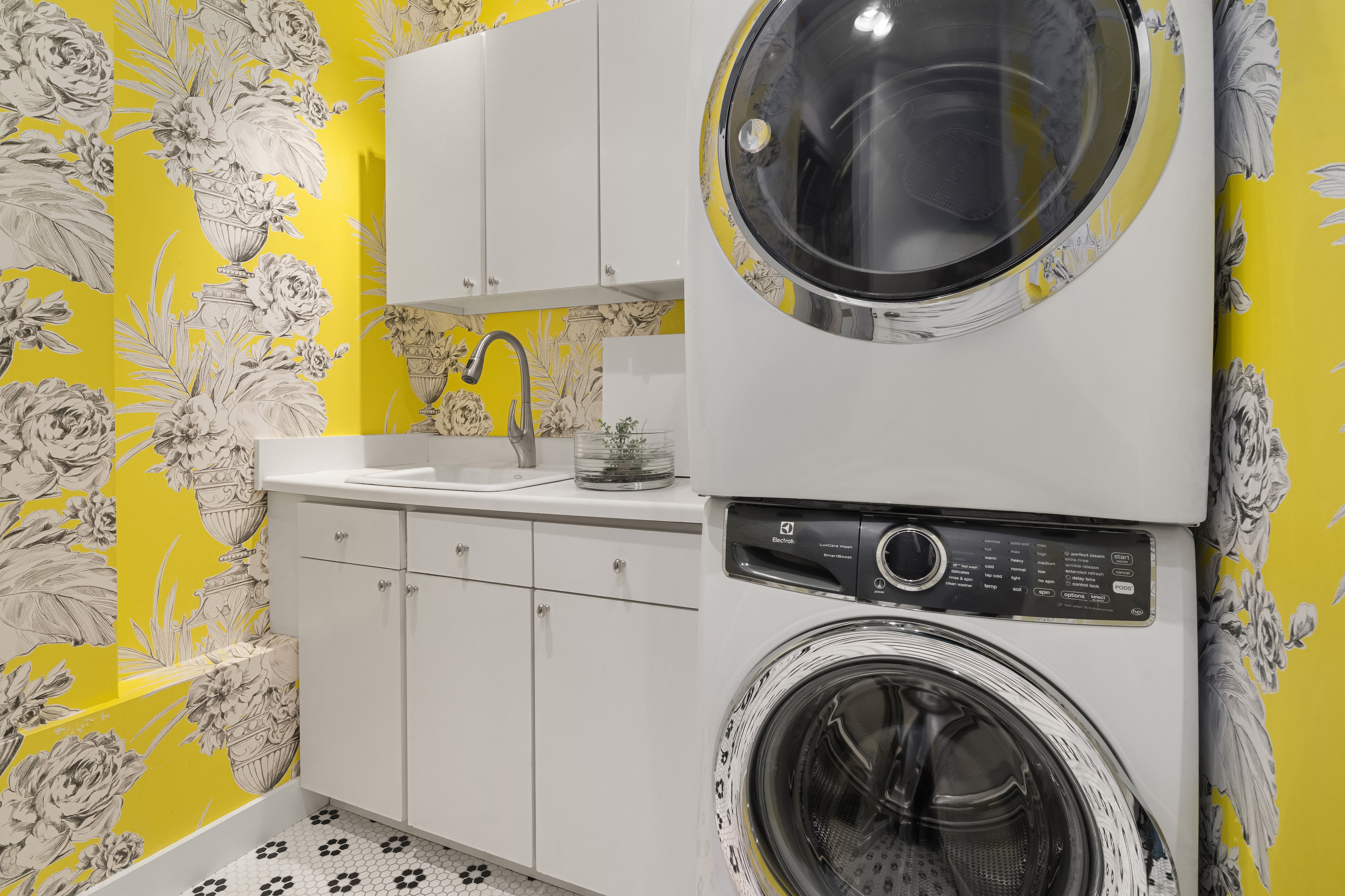 195 Hudson Street, Unit 5D Manhattan, NY 10013 - Photo 17 of 21