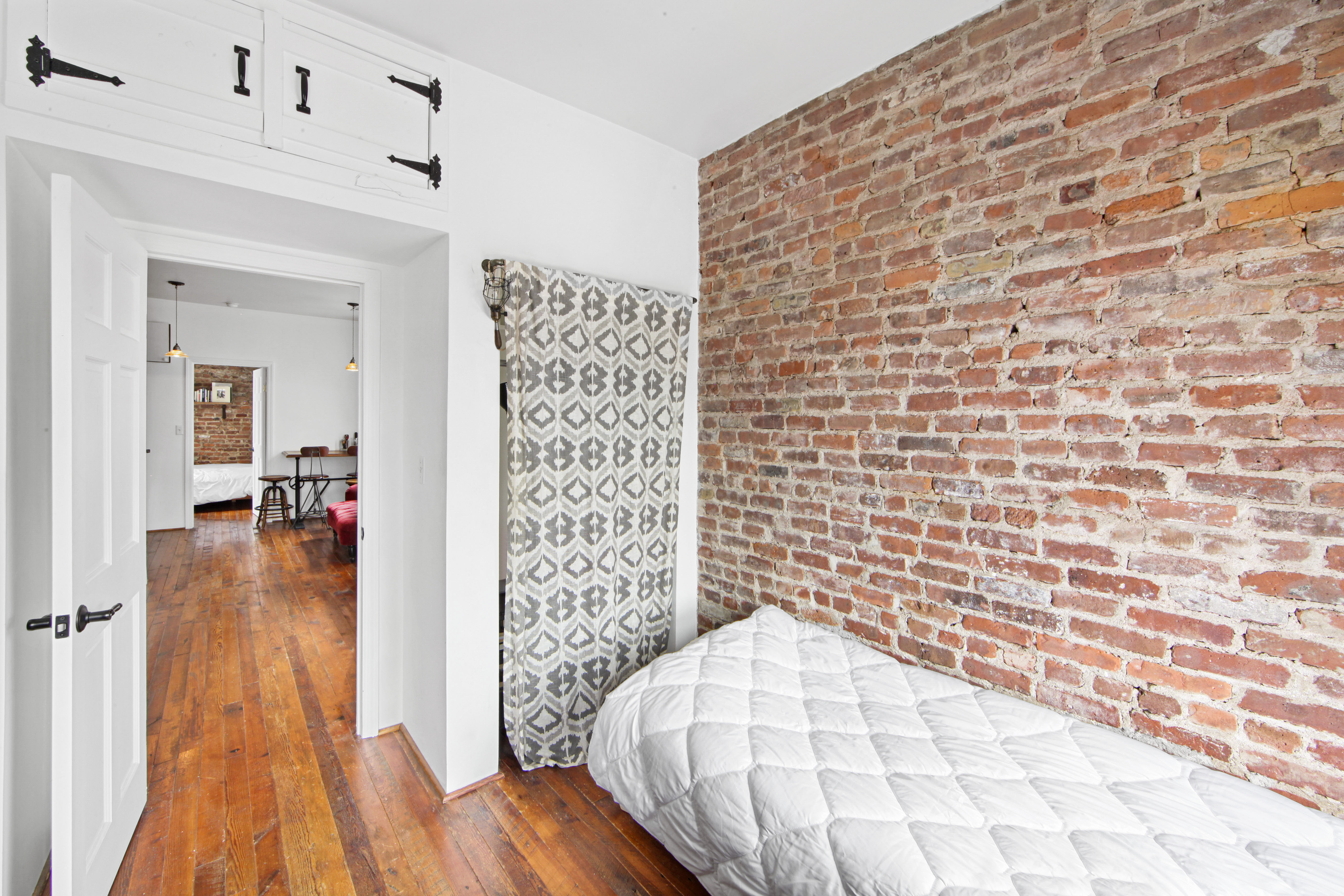 92 Perry Street, Unit 18 Manhattan, NY 10014 - Photo 4 of 16
