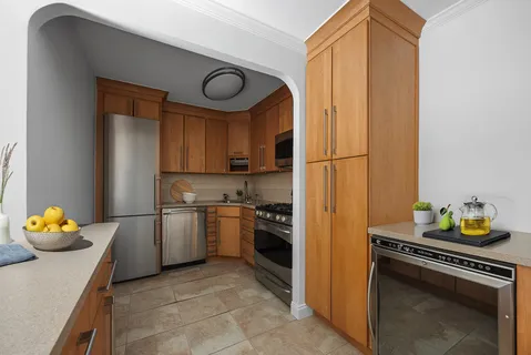 $499,000 | 85 Livingston Street, Unit 6F | Downtown Brooklyn