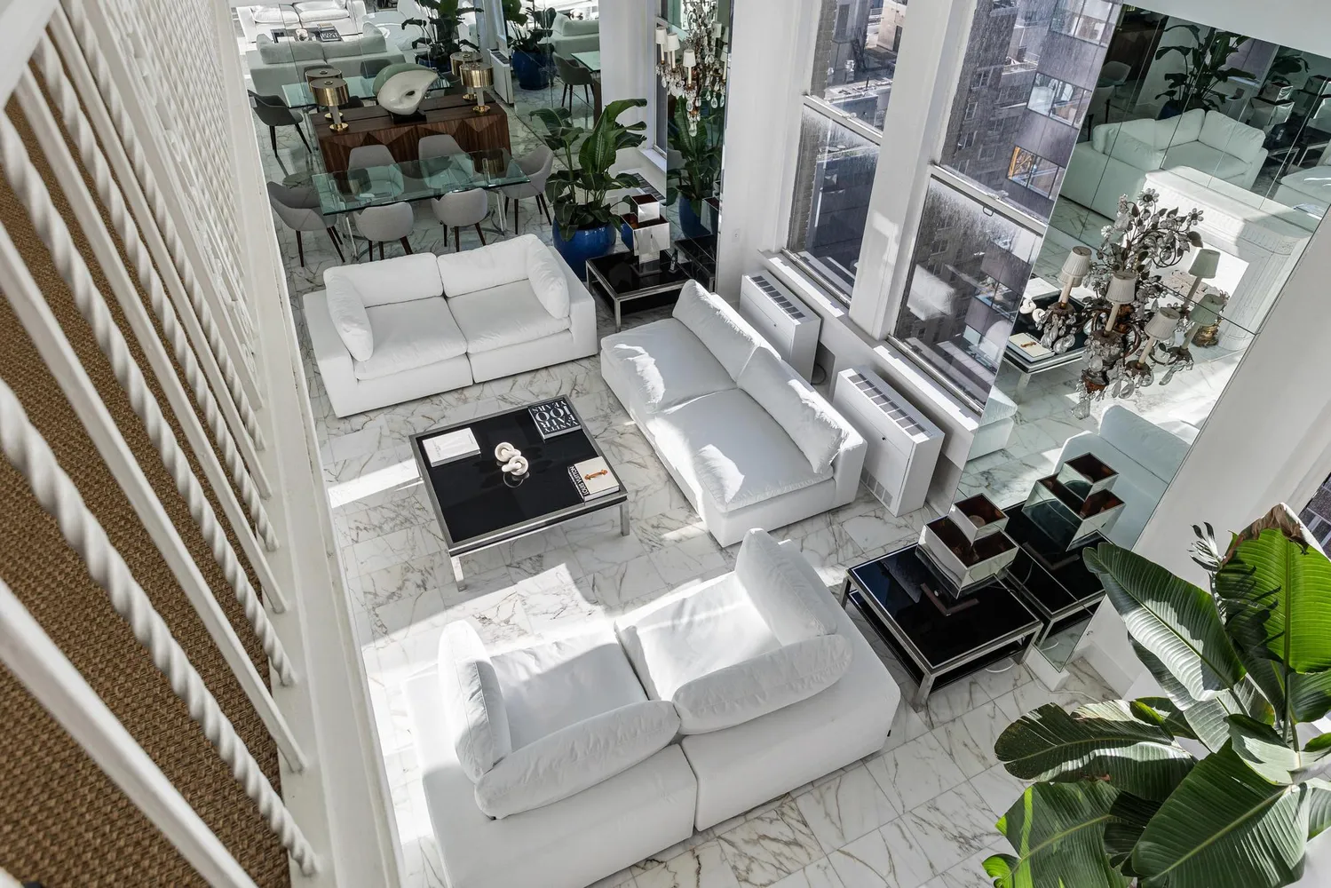 $25,000 | 111 East 56th Street, Unit 2100 | Midtown East