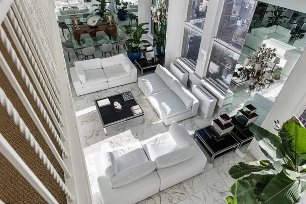 $25,000 | 111 East 56th Street, Unit 2100 | Midtown East
