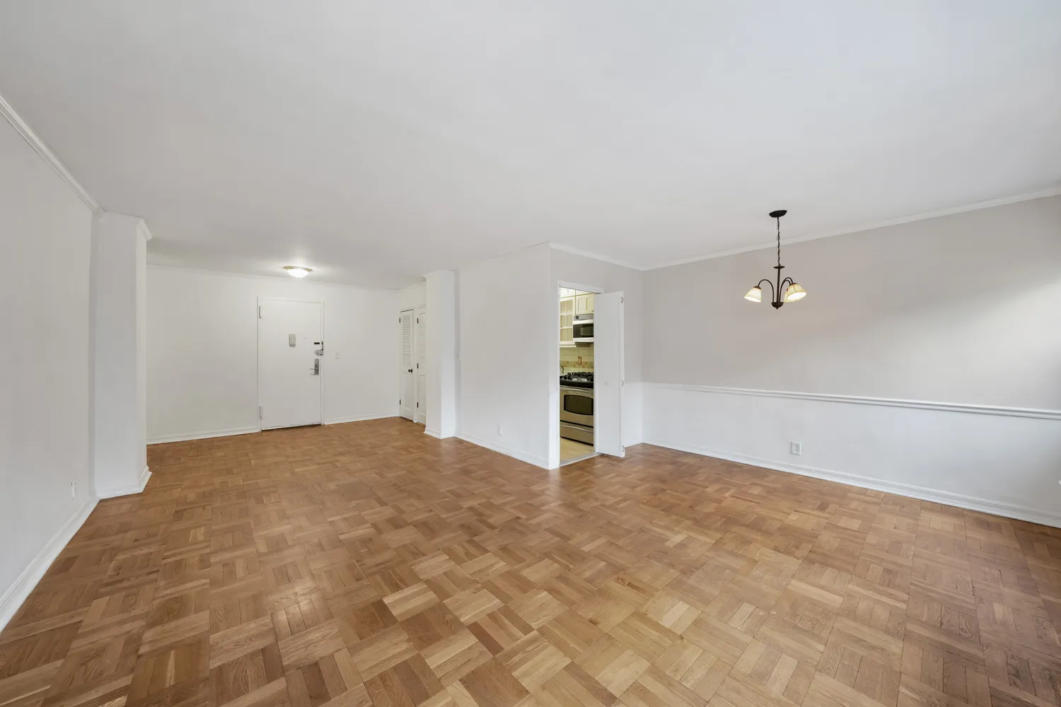 $650,000 | 345 East 52nd Street, Unit 8G | Midtown East