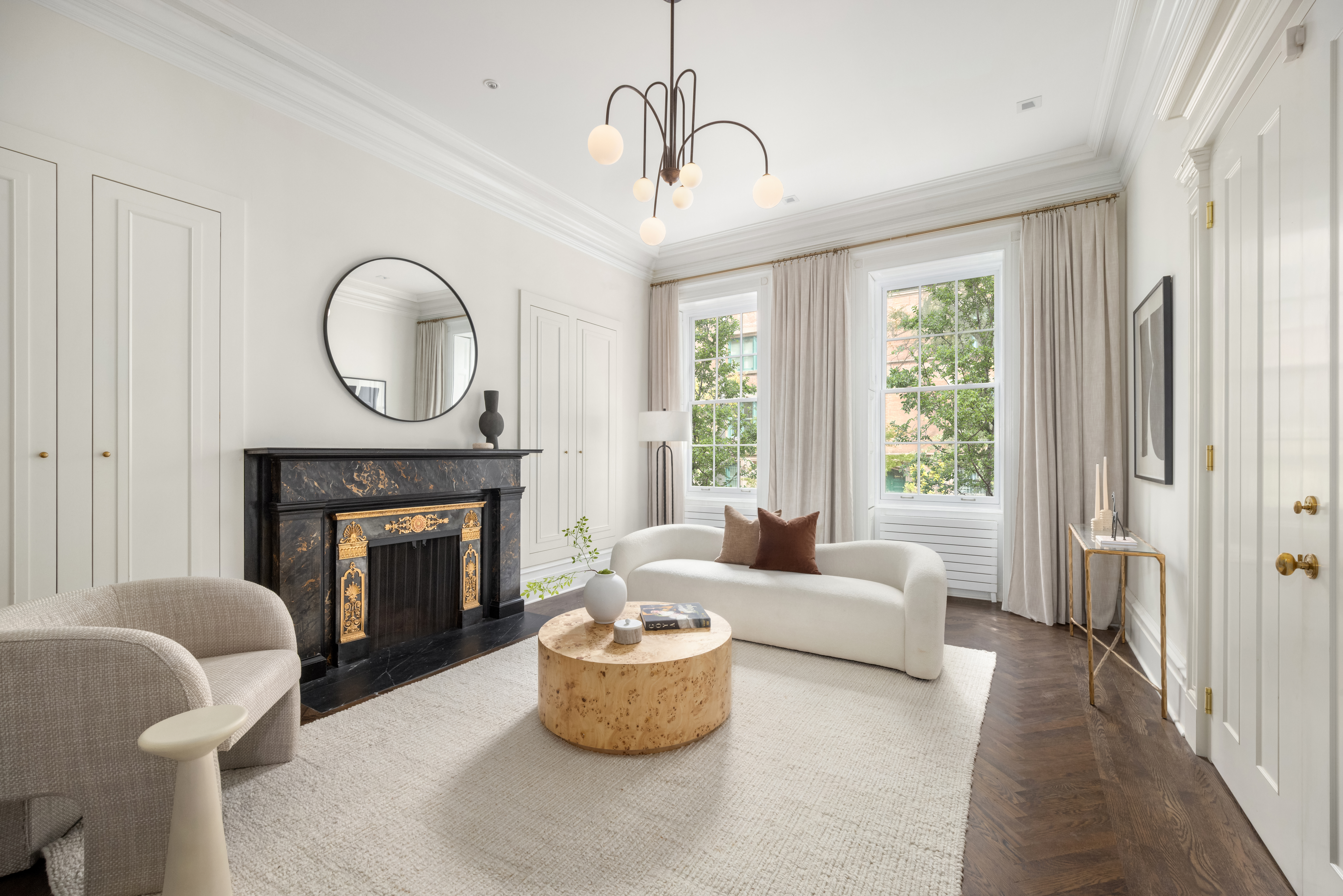 416 West 20th Street Manhattan, NY 10011 - Photo 3 of 21