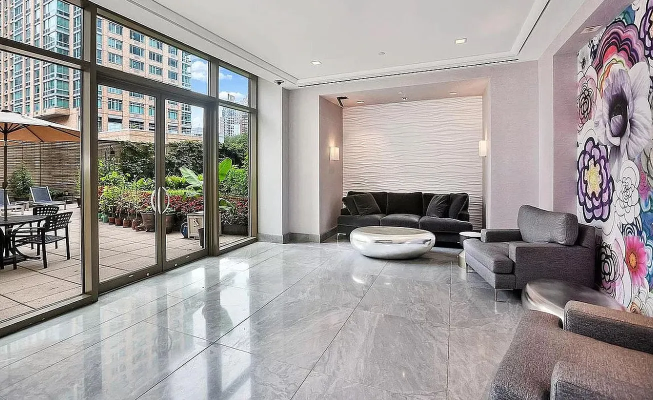 100 Riverside Boulevard, Unit 8B Manhattan, NY 10069 - Photo 5 of 11