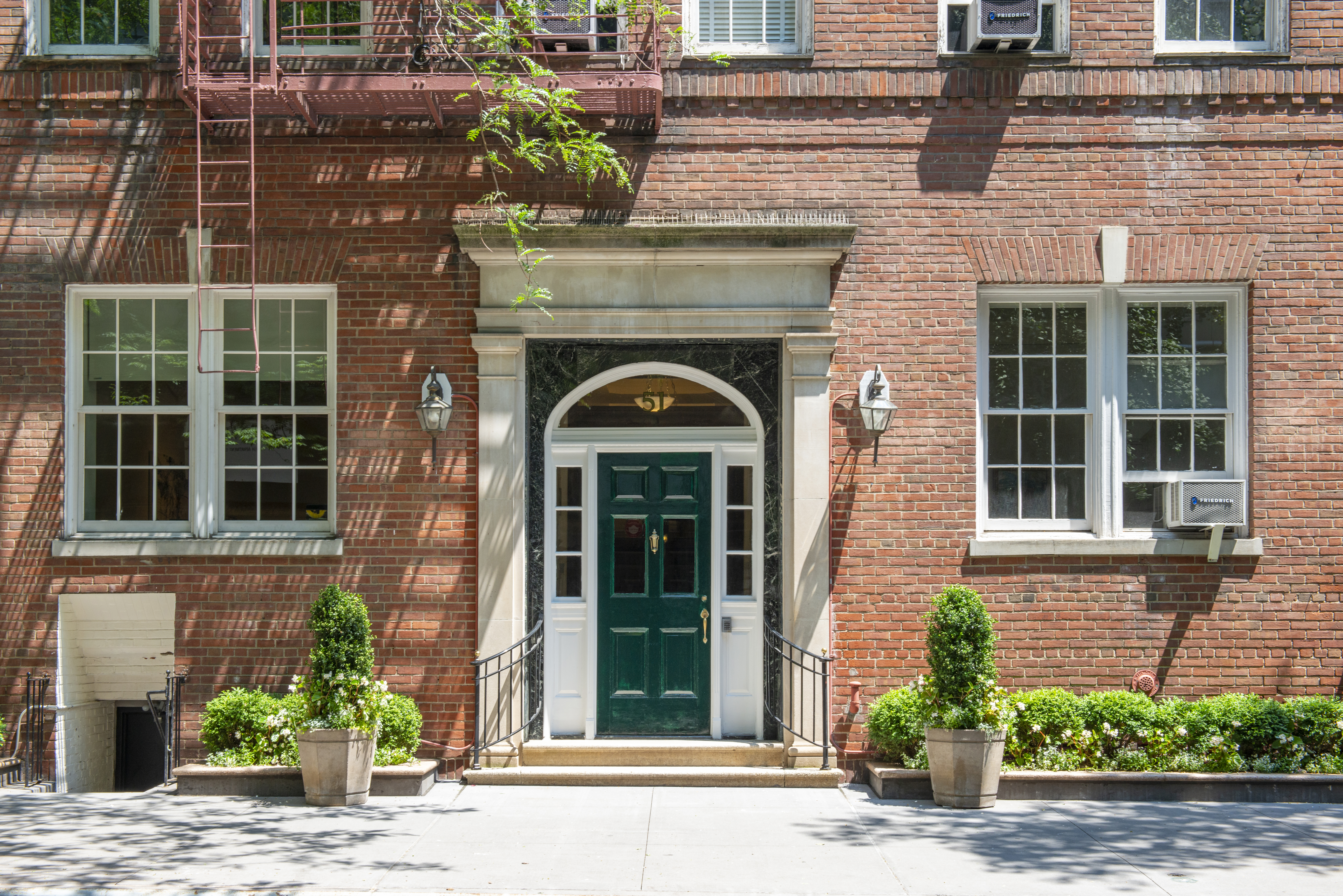 51 East 78th Street, Unit 1D Manhattan, NY 10075 - Photo 10 of 12