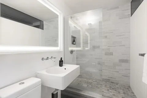 $2,795,000 | 2 Charlton Street, Unit 11LM | Hudson Square