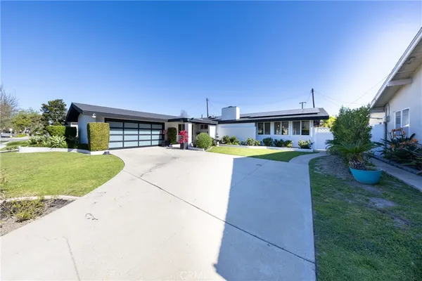 $1,988,000 | 12746 Martha Ann Drive, Los Alamitos, CA 90720