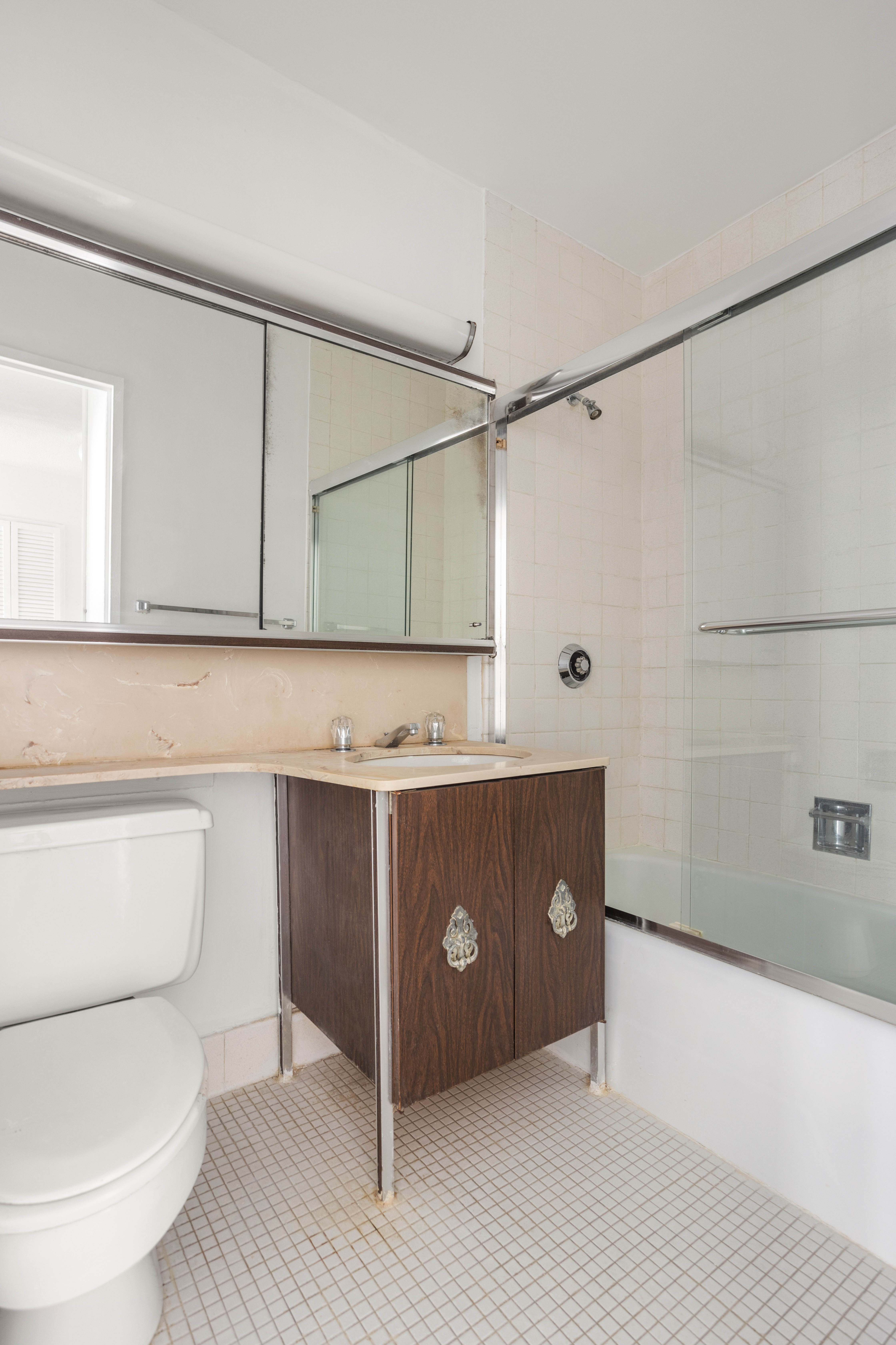 20 West 64th Street, Unit 29H Manhattan, NY 10023 - Photo 9 of 18