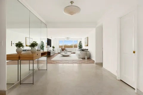 $2,500,000 | 24 Central Park South, Unit 11W | Central Park South