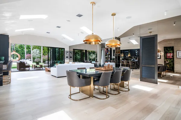 $4,900,000 | 967 Northeast 78th Street, Miami, FL 33138