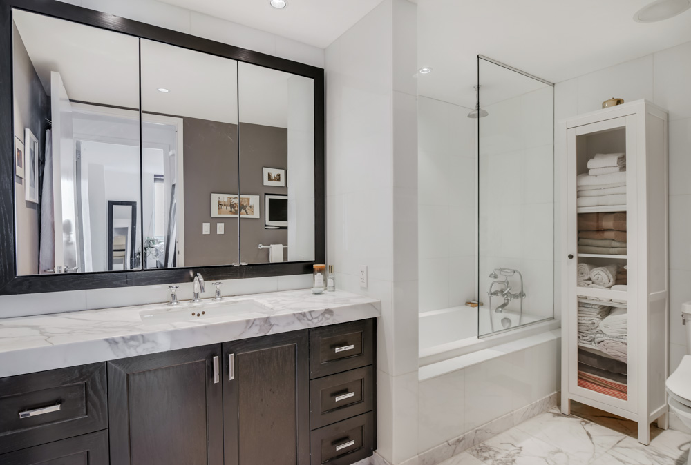 333 Rector Place, Unit 812 Manhattan, NY 10280 - Photo 6 of 10
