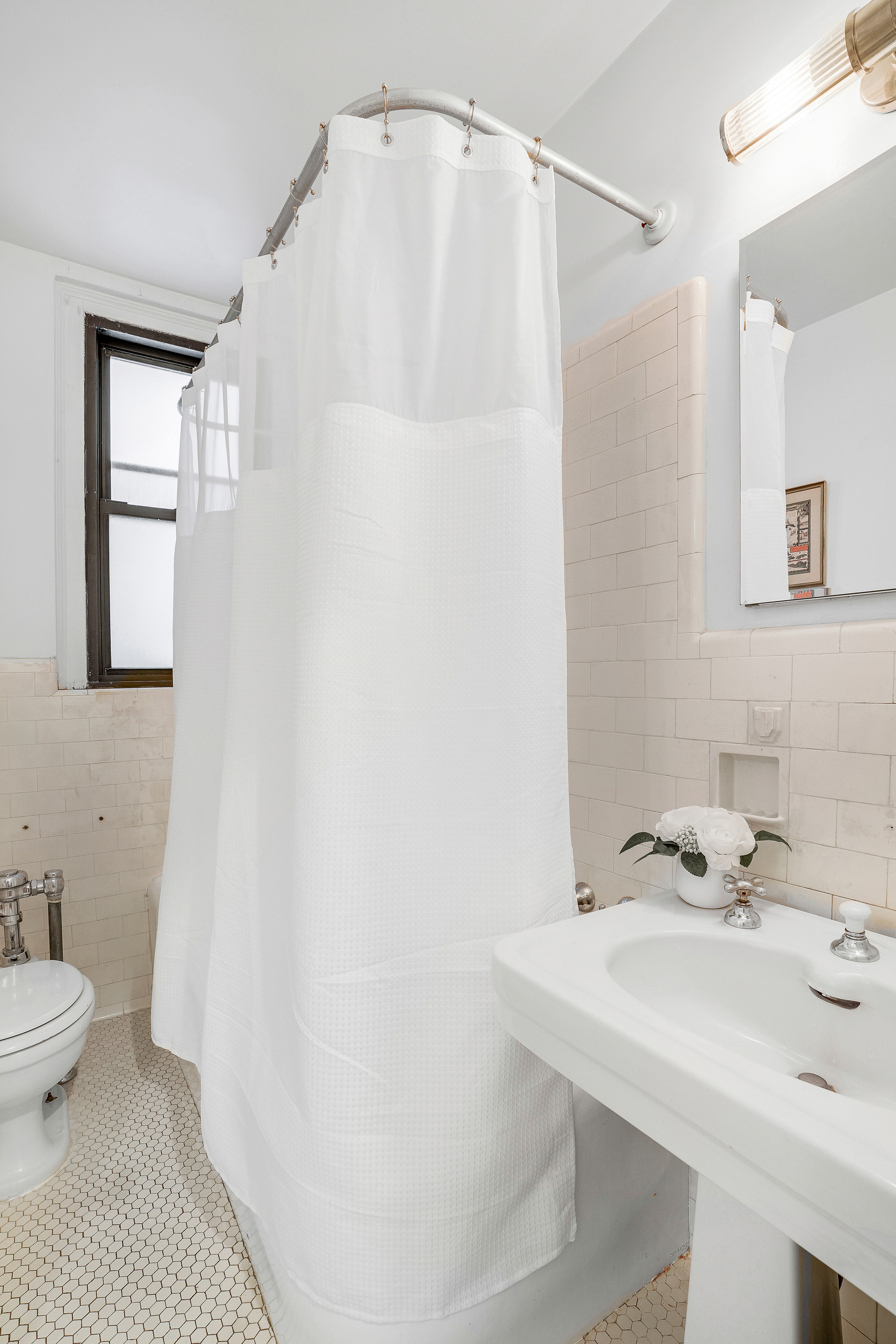 440 West End Avenue, Unit 8F Manhattan, NY 10024 - Photo 9 of 16