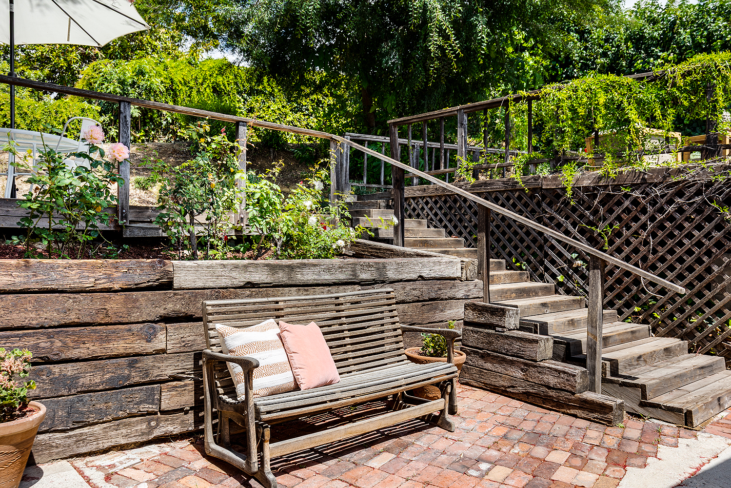 3663 Roderick Road Los Angeles, CA 90065 - Photo 22 of 29