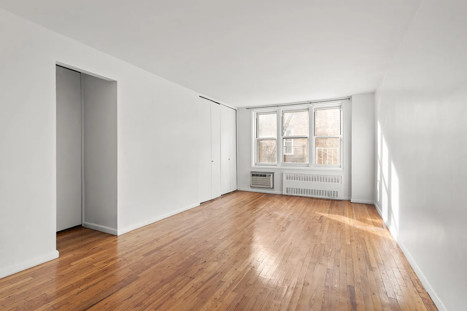 $3,000 | 54 Orange Street, Unit 5H | Brooklyn Heights