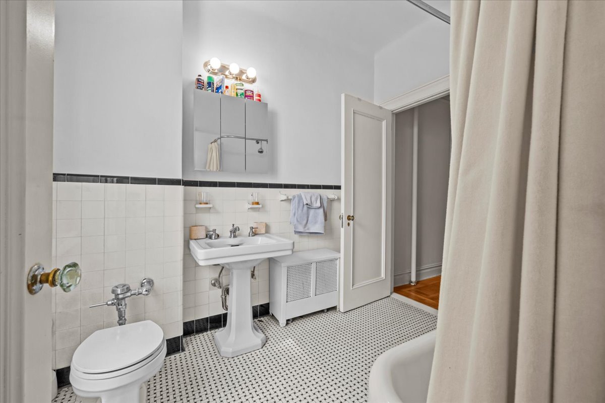 780 West End Avenue, Unit 4F Manhattan, NY 10025 - Photo 7 of 19