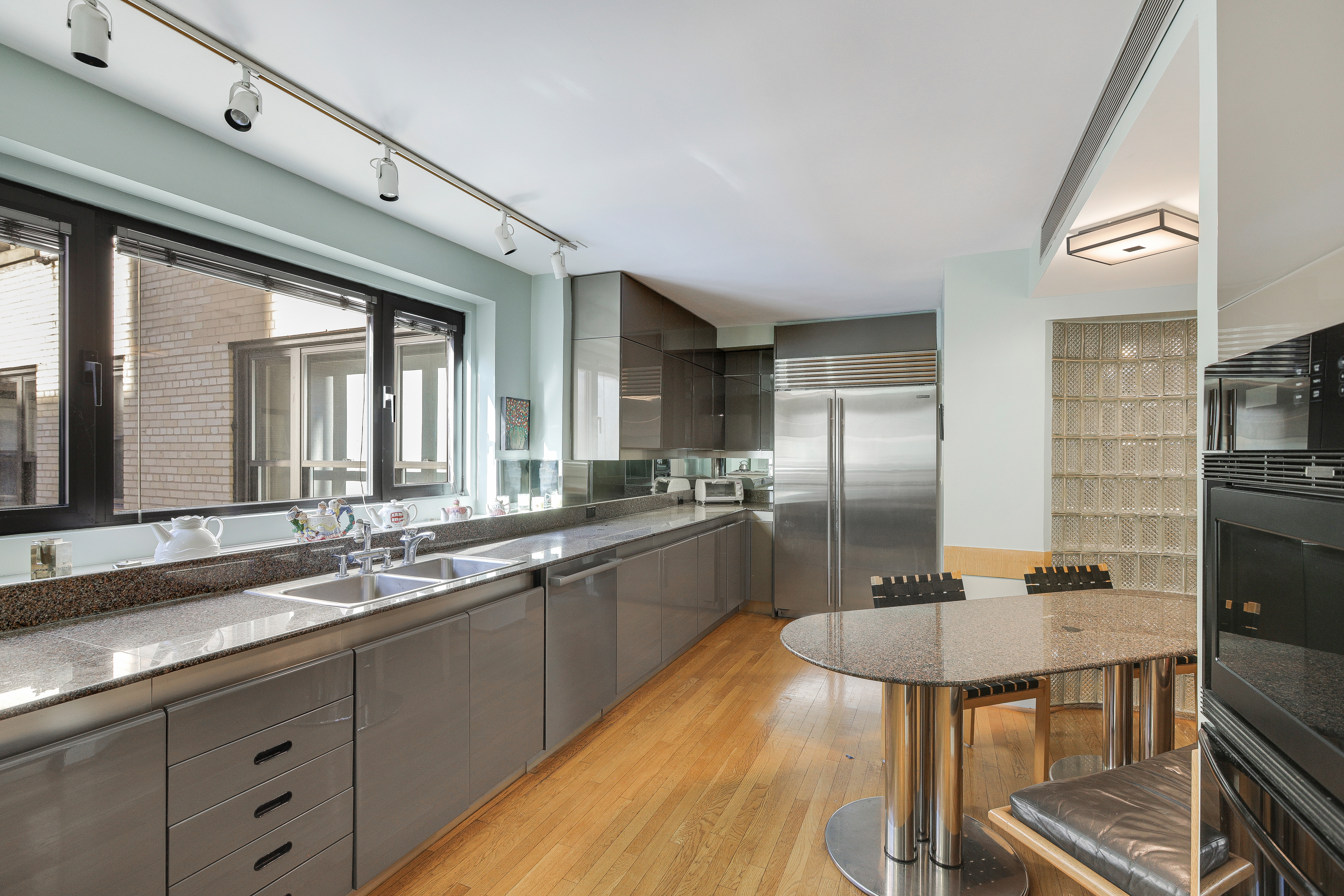 1175 Park Avenue, Unit 13B Manhattan, NY 10128 - Photo 7 of 12