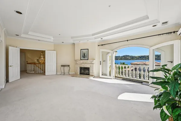 $4,195,000 | 17 Heron Drive, Mill Valley, CA 94941
