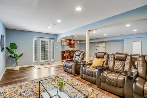 $1,275,000 | 15816 Thistlebridge Drive, Rockville, MD 20853