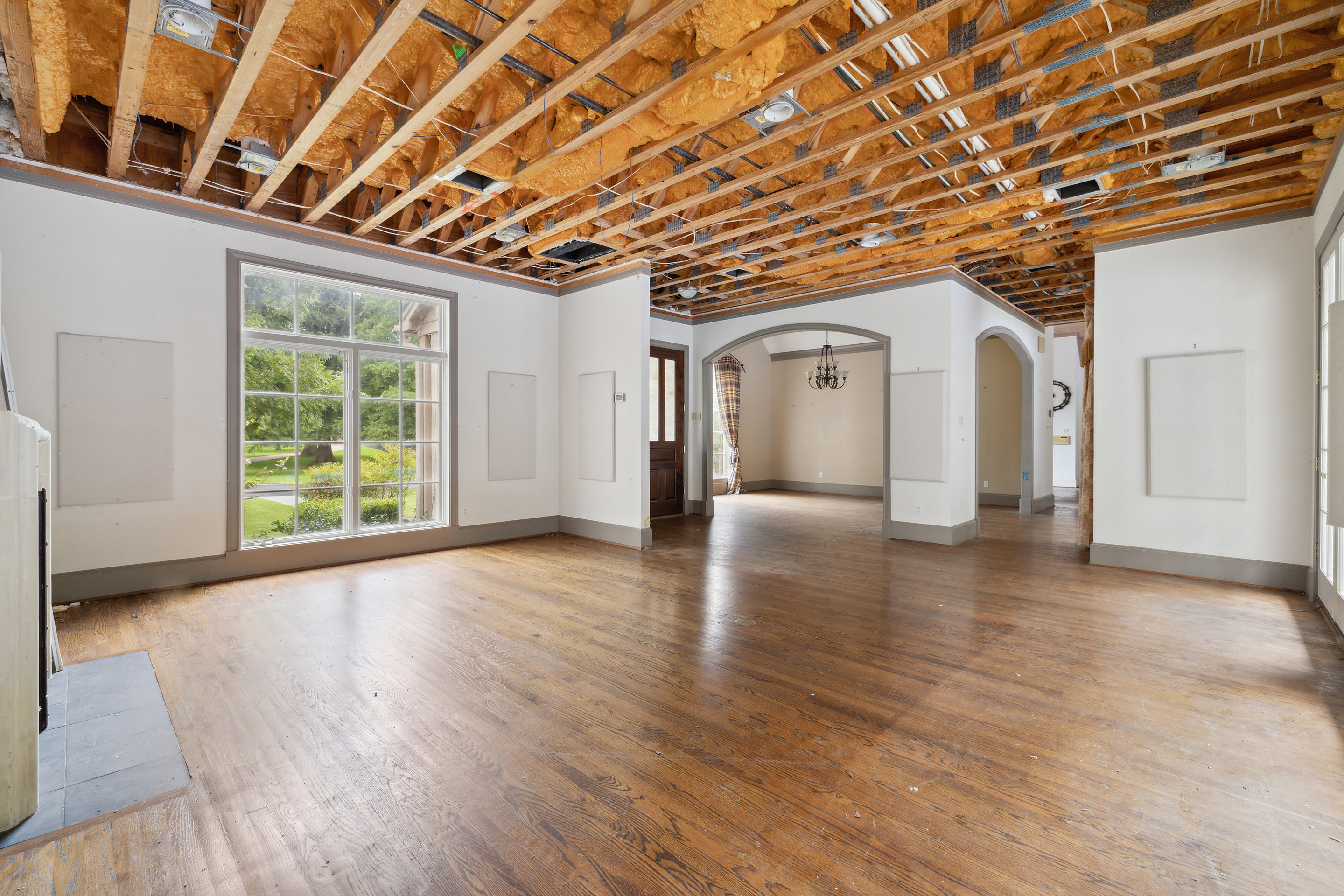 1505 Rockcliff Road Austin, TX 78746 - Photo 7 of 40