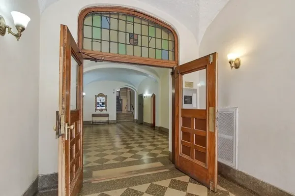 $450,000 | 19 Grace Court, Unit 3C | Brooklyn Heights