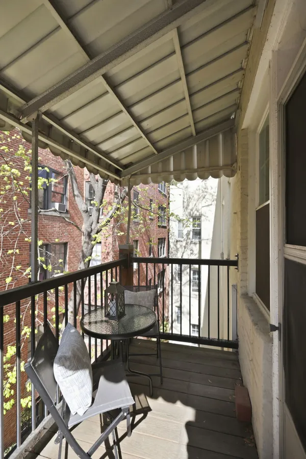 $259,000 | 5112 Connecticut Avenue Northwest, Unit 303, Washington, DC 20008