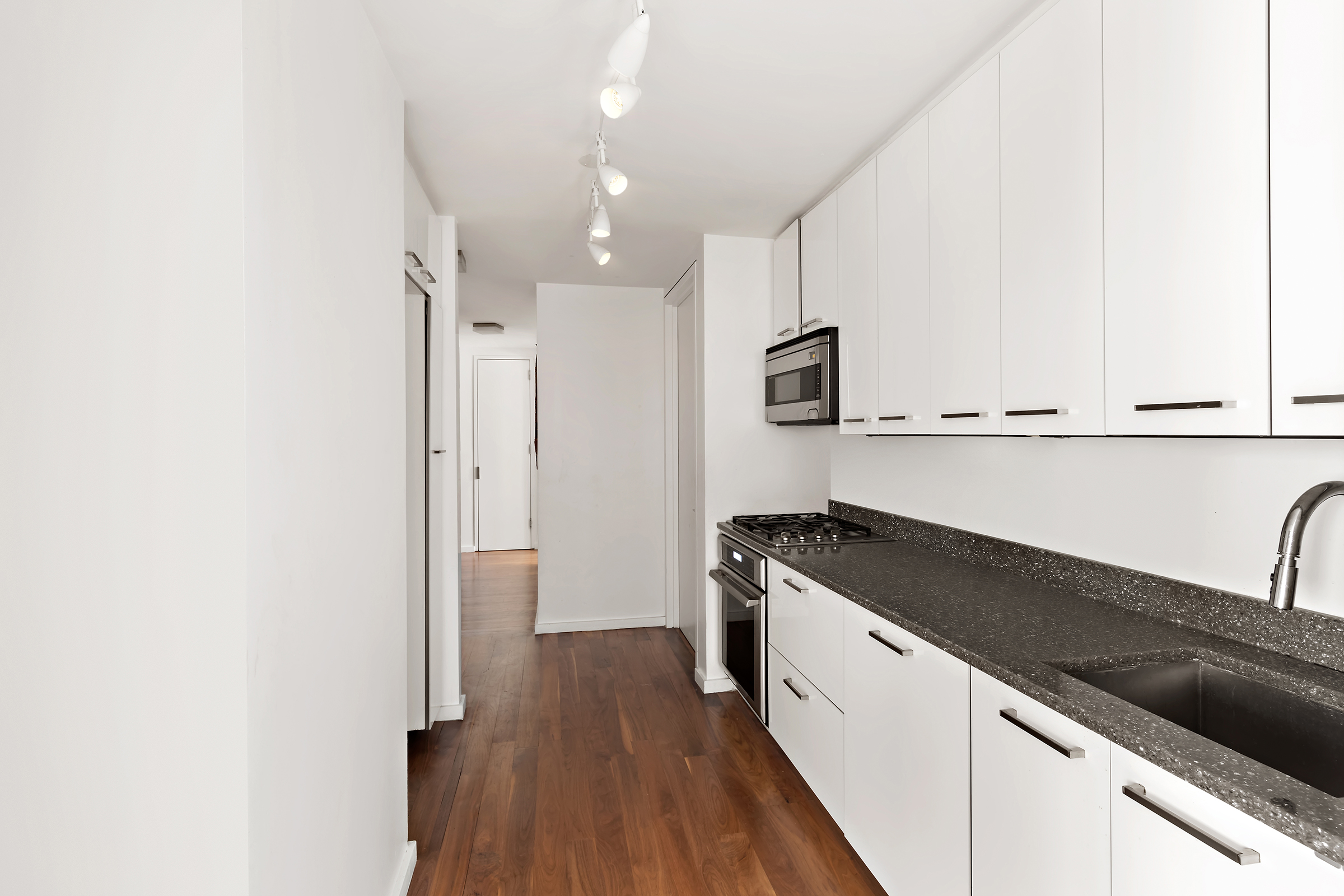 515 East 72nd Street, Unit 3KLMN Manhattan, NY 10021 - Photo 5 of 20