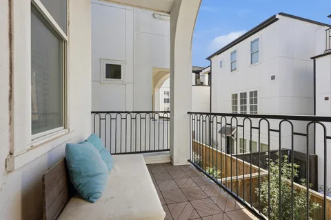 $615,000 | 2707 Cohn Trails Lane, Houston, TX 77007