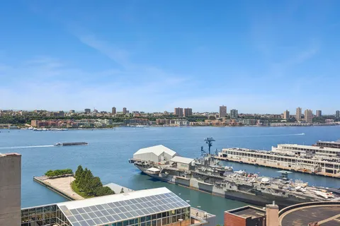 $1,050,000 | 635 West 42nd Street, Unit 23A | Hell's Kitchen