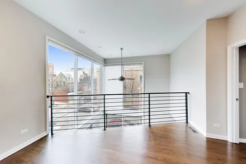 $750,000 | 1086 North Paulina Street, Unit B, Chicago, IL 60622