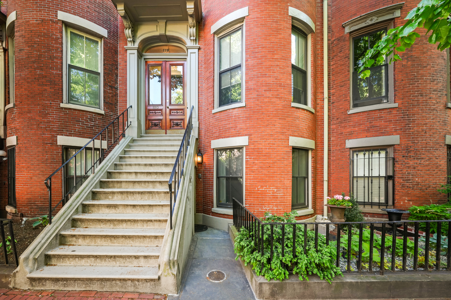 220 West Canton Street, Unit 1 Boston, MA 02116 - Photo 31 of 32