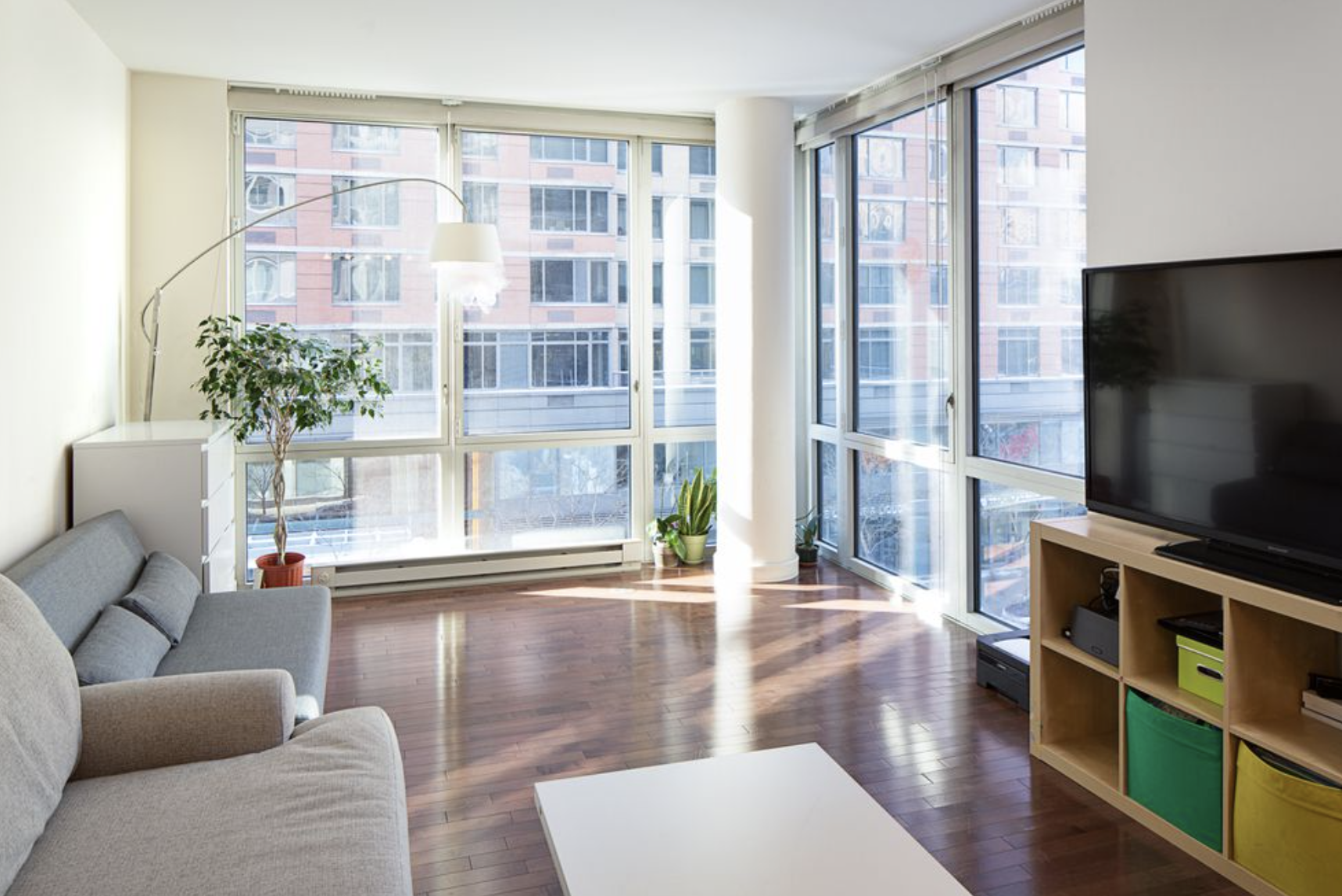 225 East 34th Street, Unit 12H Manhattan, NY 10016 - Photo 2 of 10