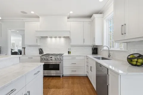 $1,825,000 | 904 Plymouth Road, Lower Gwynedd, PA 19002