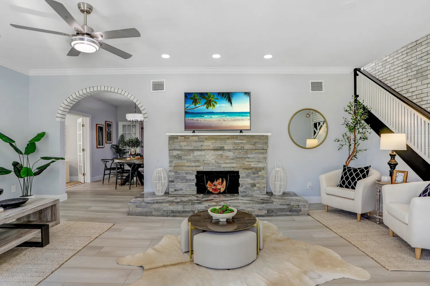 $670,000 | 1960 McKinley Street, Clearwater, FL 33765