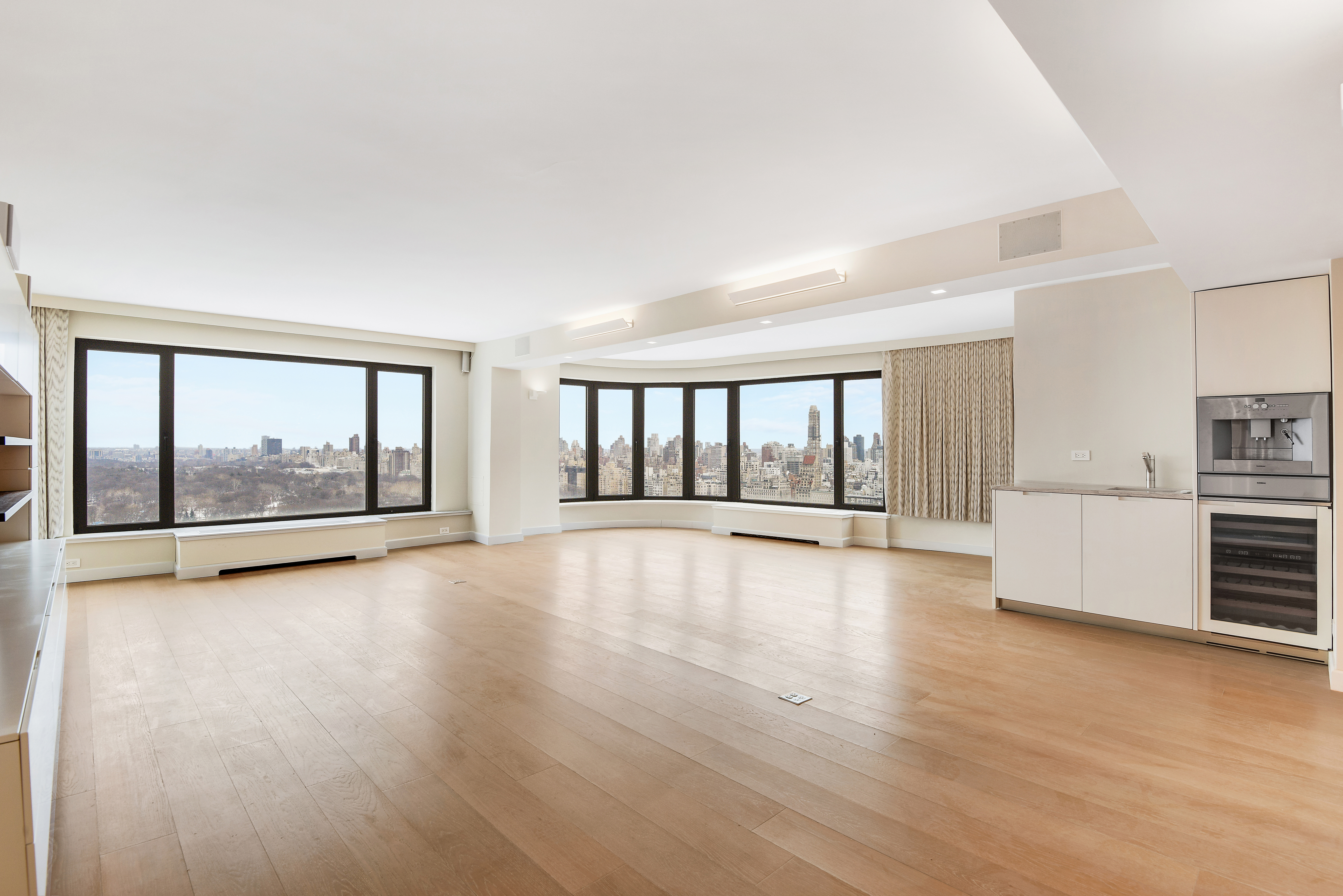 200 Central Park South, Unit 35A Manhattan, NY 10019 - Photo 13 of 27
