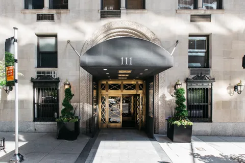 $6,500 | 111 East 56th Street, Unit 1705 | Midtown East