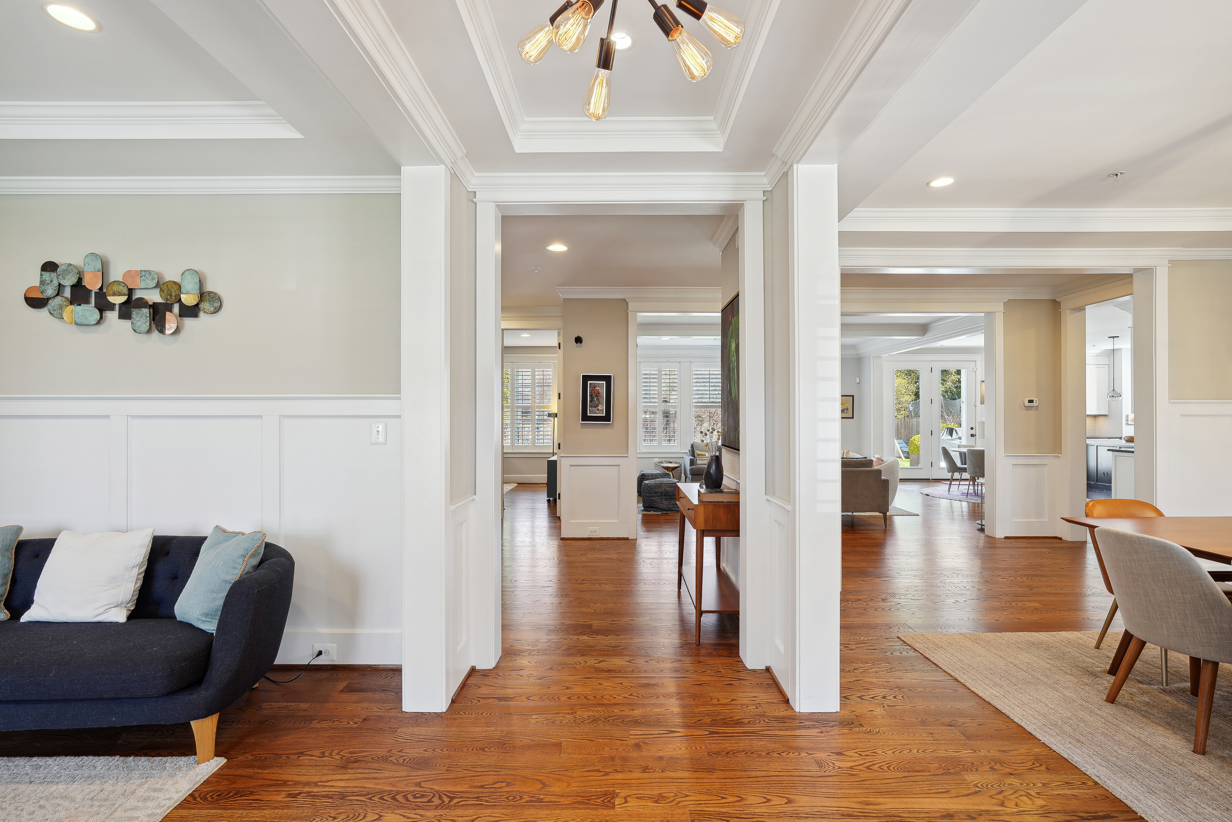 8919 Ridge Place Bethesda, MD 20817 - Photo 3 of 41