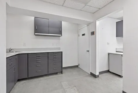 $695,000 | 55 East 9th Street, Unit 1F | Greenwich Village